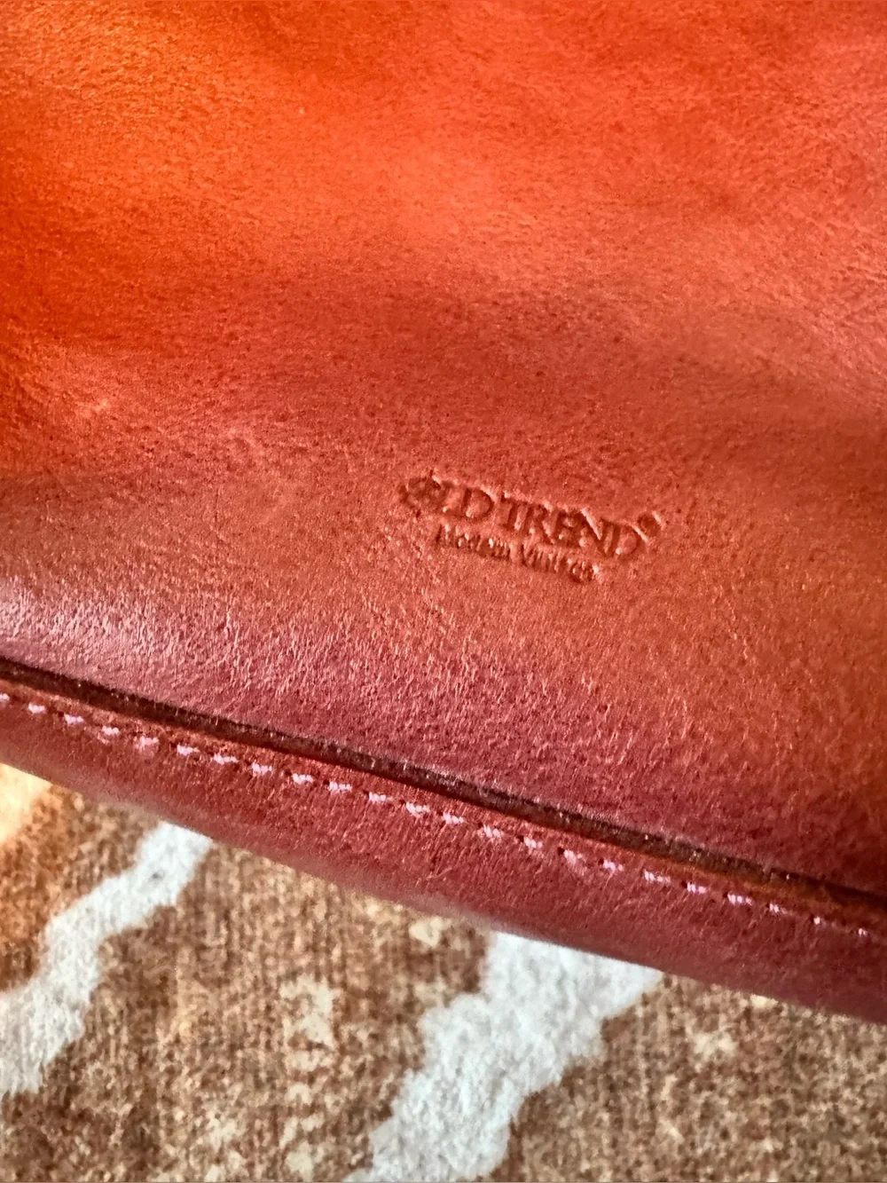 Old trend modern vintage burgundy leather dr bag brass crossbody embossed strap